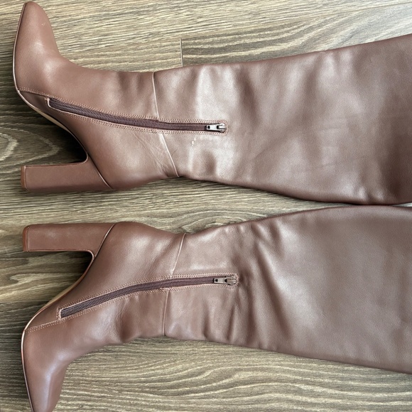 Steve Madden “Ally” boots - size 8 brown knee high boots - Picture 2 of 5